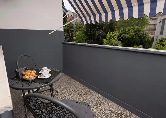 Apartment Sea Lady Split